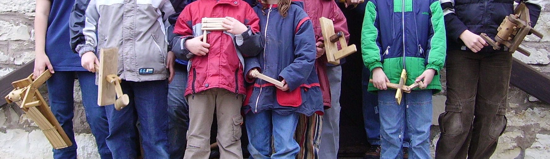 Klack-klack-klack! Wenn die Kinder die Glocken ersetzen — der Ratschenbrauch im Bayerischen Wald